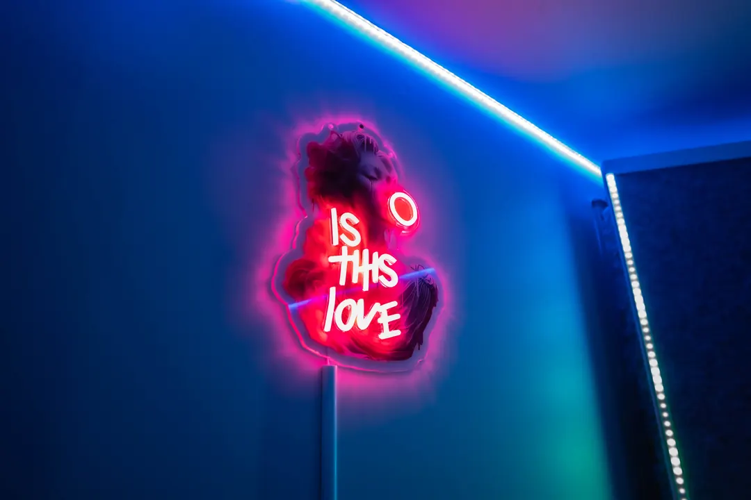 Neon and LED lighting against the acoustic treatment