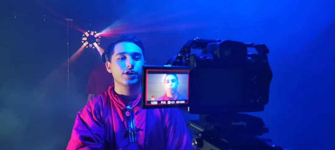 Framing a performance take on the monitor