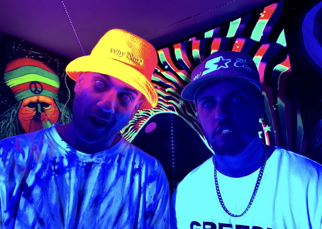 On set under UV lighting